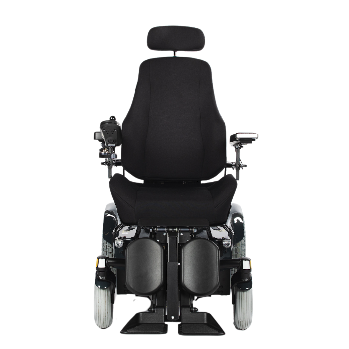 A front view of the Balder Liberty L380 powerchair. A rear wheel drive electric wheelchair.